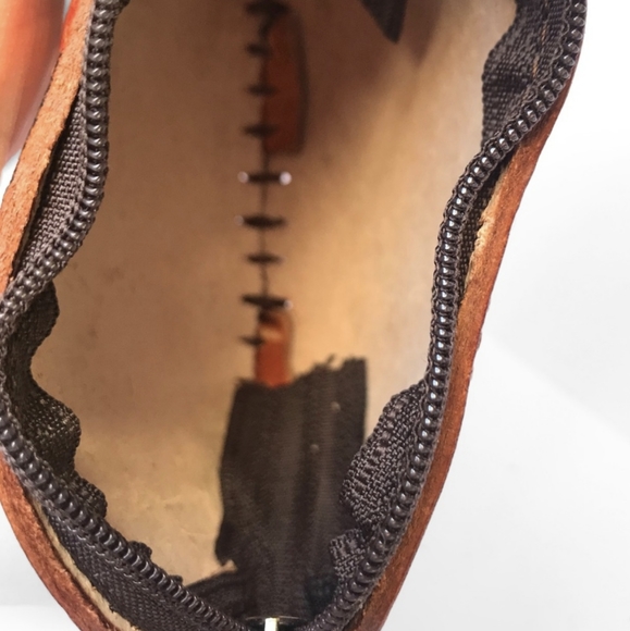 Handmade Handcrafted Genuine Leather Giraffe Wristlet Coin Purse - Picture 5 of 7